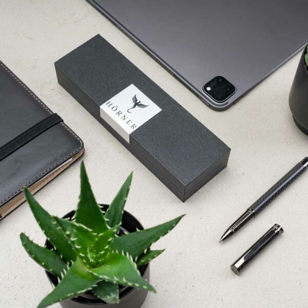 Hörner Carboneo Tintenroller I Schöner Rollerball I Edles Design I Ergonomischer Stift
