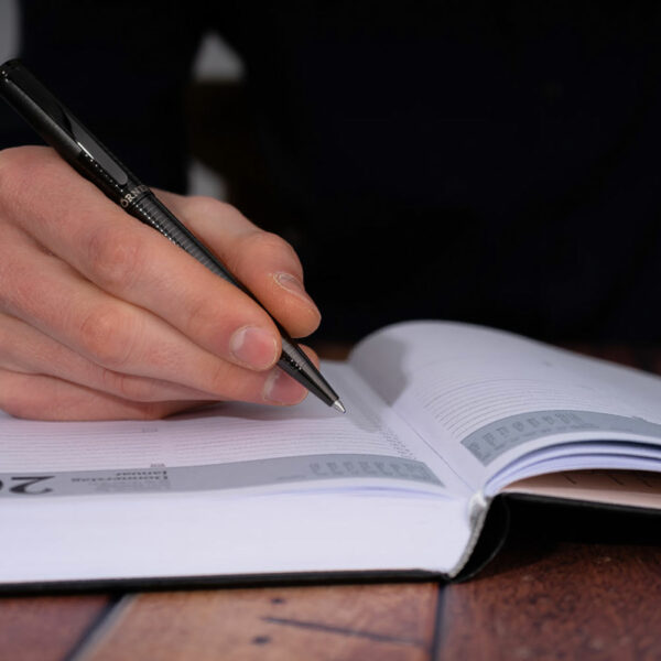 Hörner Fortress Kugelschreiber I Schöner Ballpoint I Inkl. hochwertigem Etui I Drehkugelschreiber aus Metall