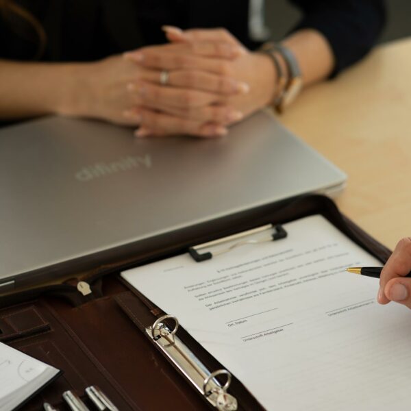 Hörner-Nobilis-Kugelschreiber-I-Marken-Kuli-schwarz-gold-I-Design-Stift