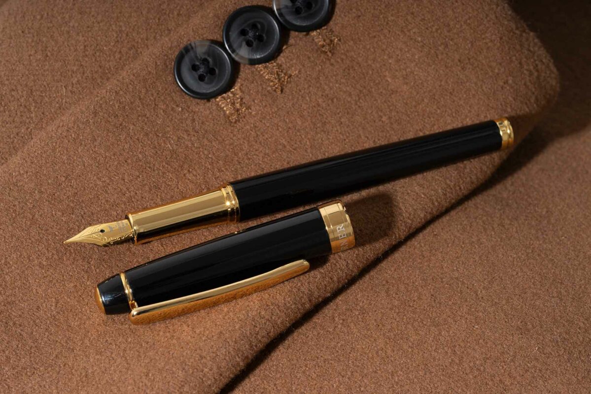 Nobilis Füllfederhalter I Schwarz Gold I Business Design I Weiches Schreiben