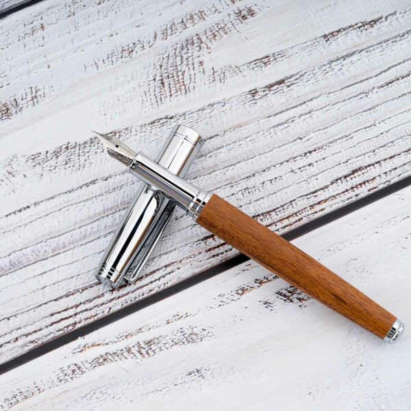 HÖRNER Legno Füllfederhalter aus Mahagoniholz